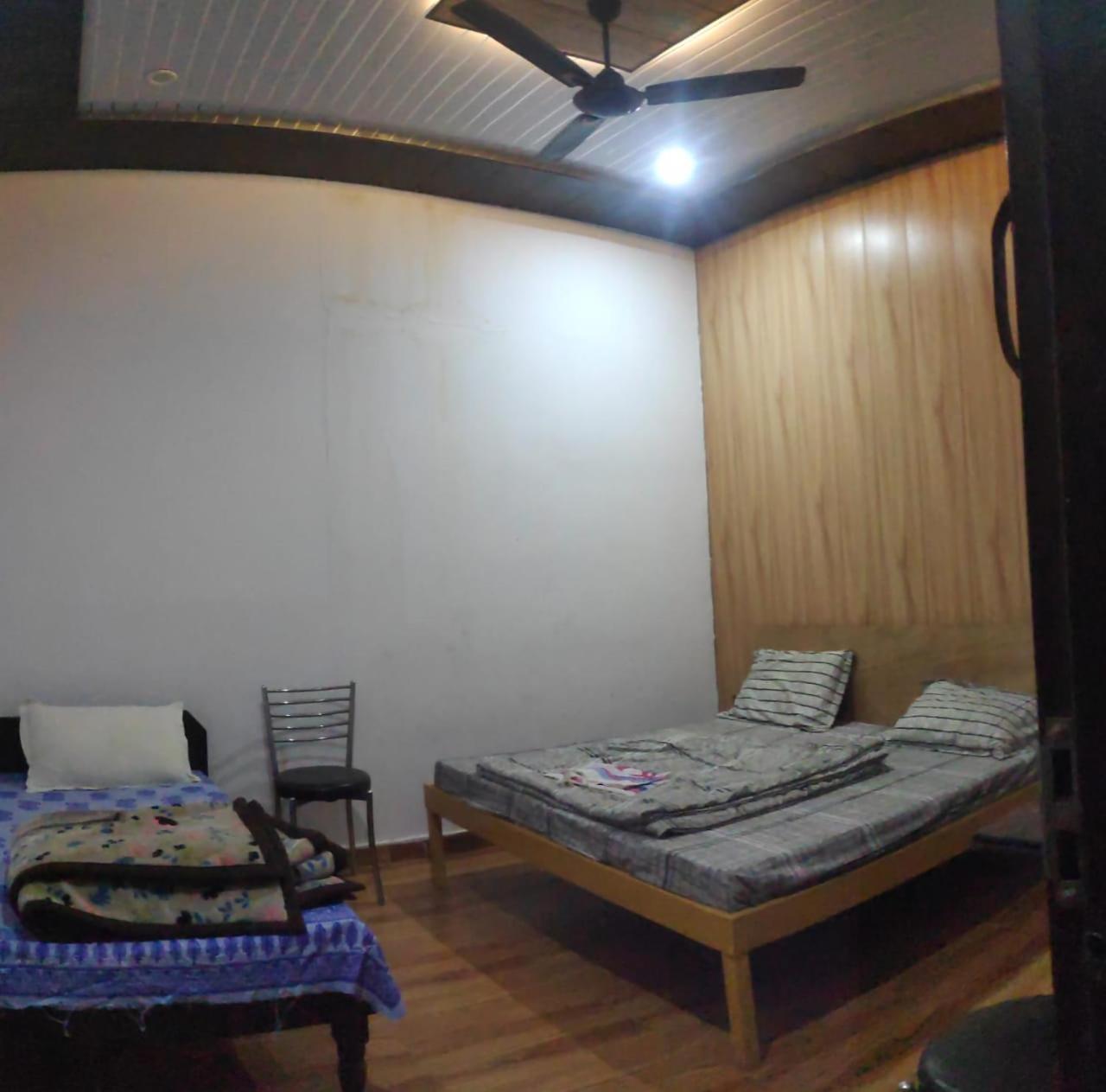 Hotel Trishul Inn Karnaprayāg المظهر الخارجي الصورة